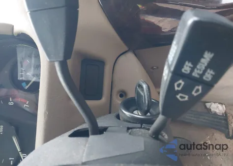 1997 BMW Z3 2.8L Roadster z USA, uszkodzony, nr VIN 4USCJ3325VLC03560